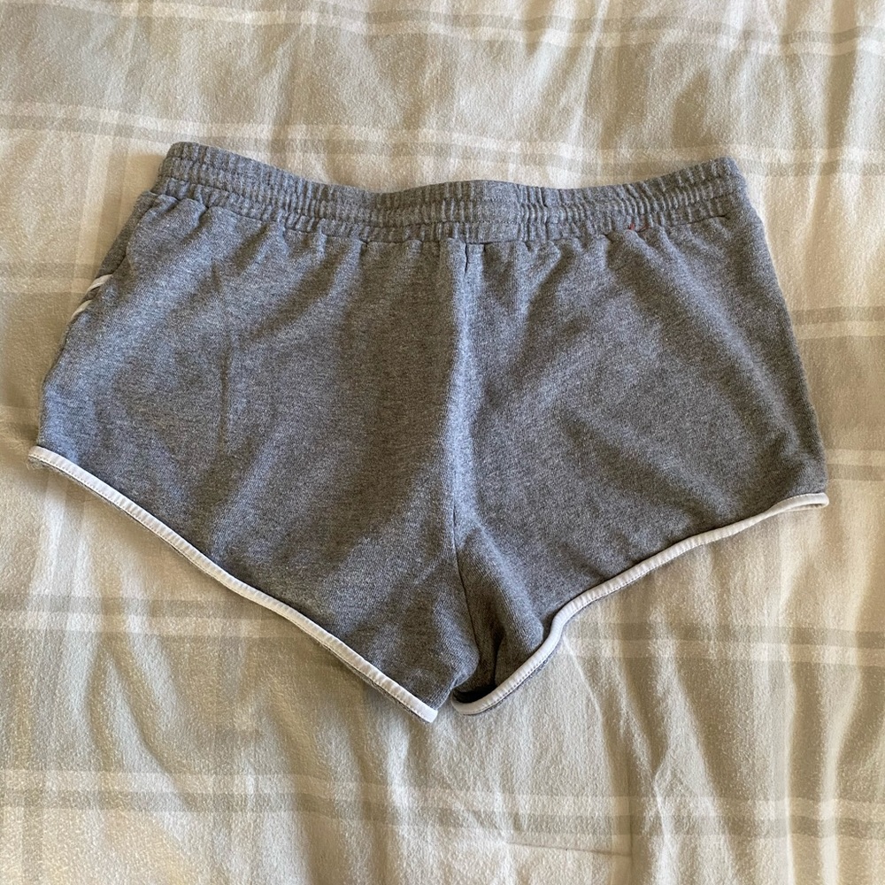shorts - Picture 3 of 3